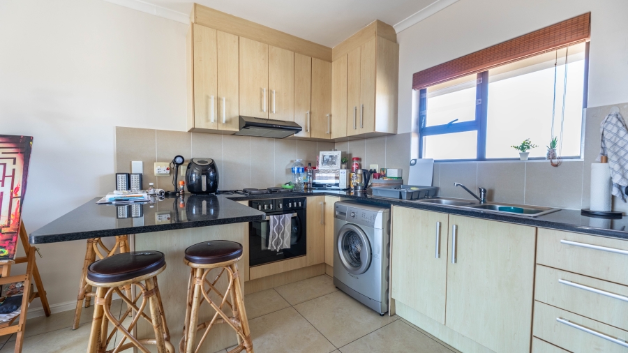 1 Bedroom Property for Sale in Table View Western Cape